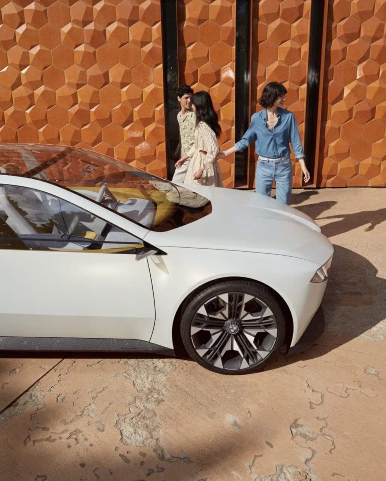 Momenta, the autonomous driving startup powering self-driving systems for BMW, Mercedes-Benz, and Toyota, has confidentially filed for a Hong Kong IPO, 